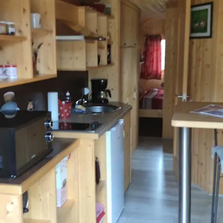 Ma Roulotte Sous Les Chenes 