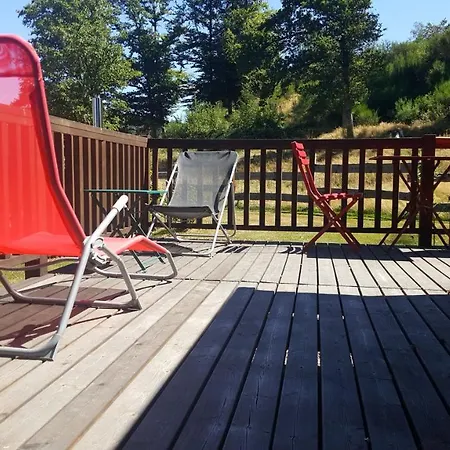 Campsite Ma Roulotte Sous Les Chenes 