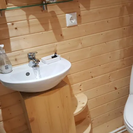 Ma Roulotte Sous Les Chenes 