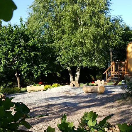 Ma Roulotte Sous Les Chenes 