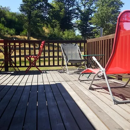 Campsite Ma Roulotte Sous Les Chenes 