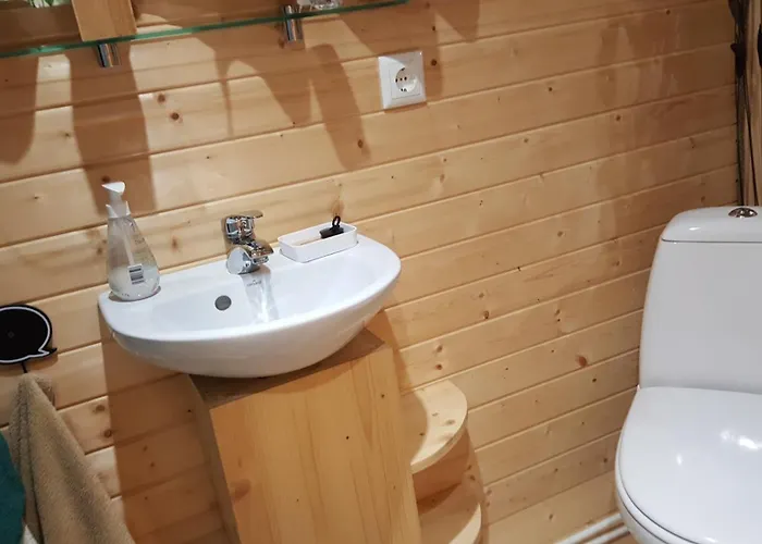 Ma Roulotte Sous Les Chenes 