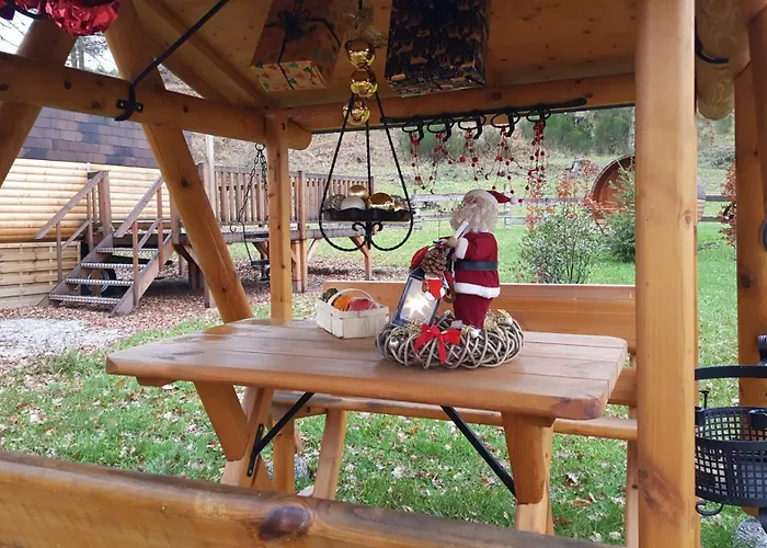 Ma Roulotte Sous Les Chenes 