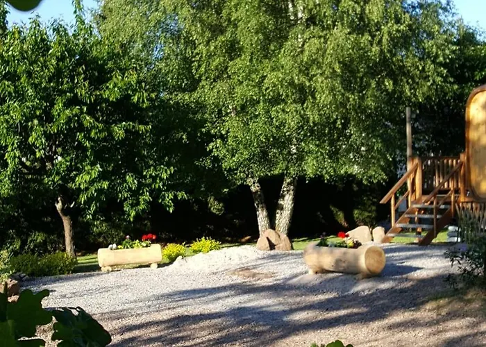 Ma Roulotte Sous Les Chenes 