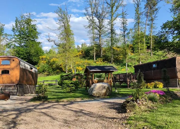 Ma Roulotte Sous Les Chenes 