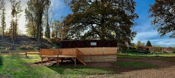 Kemp Ma Roulotte Sous Les Chenes 